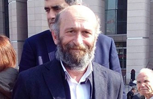 Gazeteci Erdem Gül CHP'nin Adalar adayı mı?