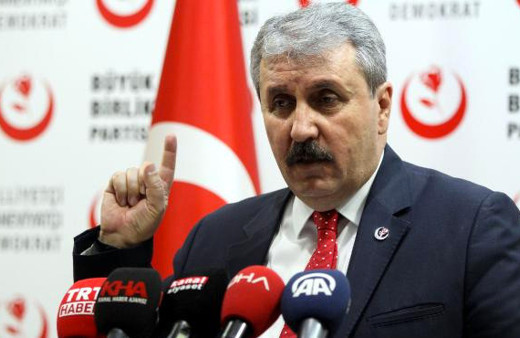 Destici: Emeklilikte yaşa takılanların hakkı verilmelidir