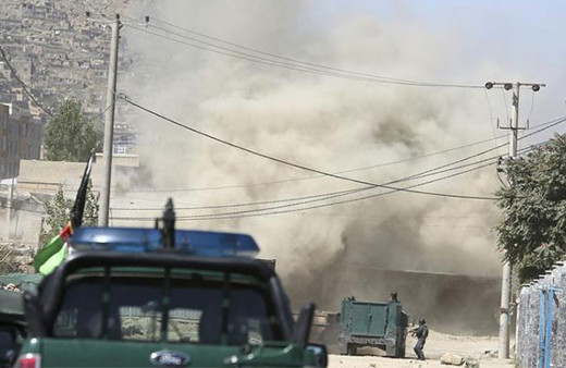 Bomba yüklü araç ellerinde patladı! 37 ölü 