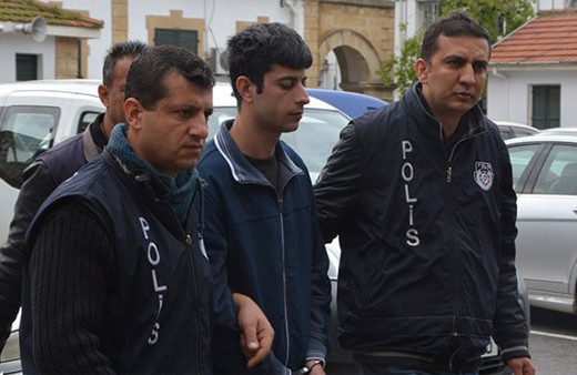 Okulda iğrenç olay liseli kıza defalarca tecavüz etti