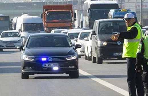 Erdoğan da uyarmıştı! İşte çakarlı araçlarla ilgili son durum