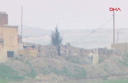 Fırat'ın doğusundaki teröristlerin operasyon paniği sürüyor