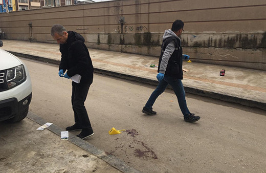 Sokak ortasında dehşet! Çocukların gözleri önünde...