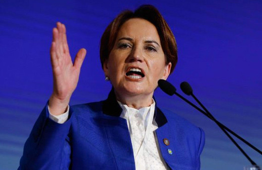 Meral Akşener'den Metin Akpınar-Müjdat Gezen yorumu