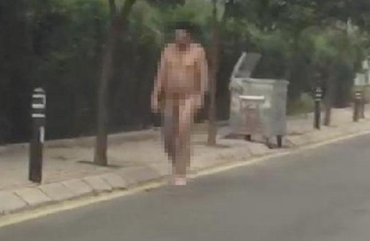 Aydın'da çırılçıplak yolda yürürken görüntülendi