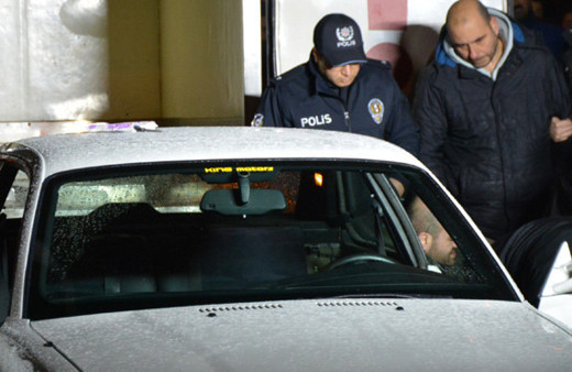 Lüks araçta intihar etmişti! Kim olduğu ortaya çıktı