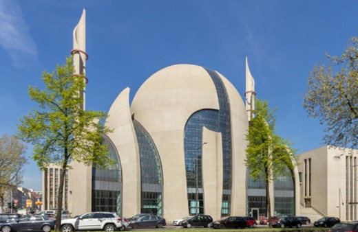 Müslümanlara cami vergisi geliyor Almanya’da tartışma konusu oldu