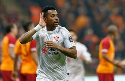 Başakşehir transfer bombasını patlattı: Robinho'yu açıkladı!