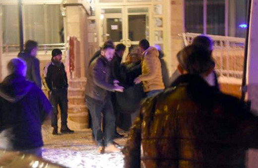 Genç kadın kendini astı, olay ağlayan çocukları sayesinde ortaya çıktı