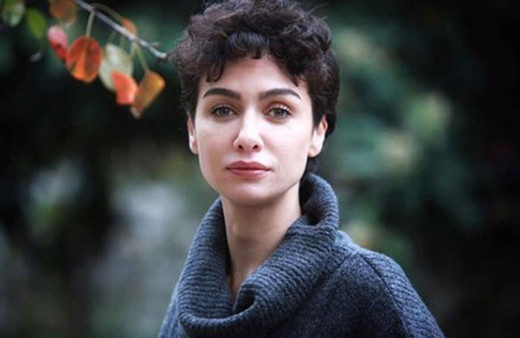 Birce Akalay ilk kez açıkladı! Saçlarını bu yüzden kısa kestirmiş 