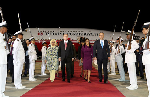 Cumhurbaşkanı Erdoğan Venezuela'ya geldi 