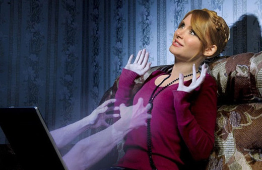 Netflix Black Mirror dizisinin yayın tarihini yanlışlıkla açıkladı