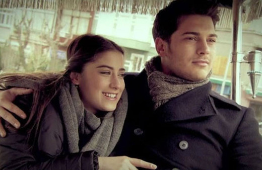 Hazal Kaya ve Çağatay Ulusoy Adını Feriha Koydum'dan sonra tekrar bir arada