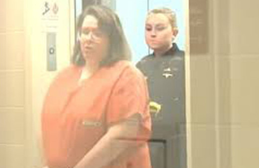 ABD'de bir kadın tartıştığı sevgilisini üzerine oturarak öldürdü