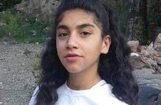 14 yaşındaki kız evinin çatısında asılı bulundu