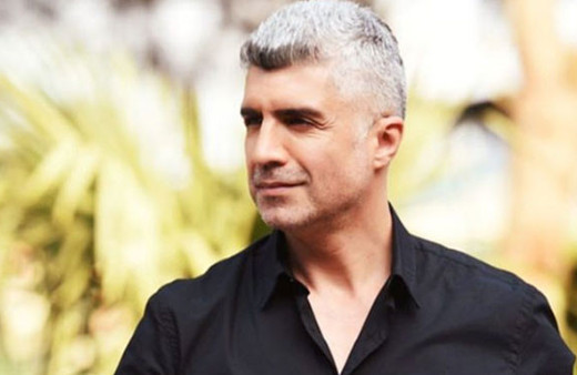 İstanbullu Gelin'in yıldızı Özcan Deniz oğluyla poz verdi sosyal medya yıkıldı