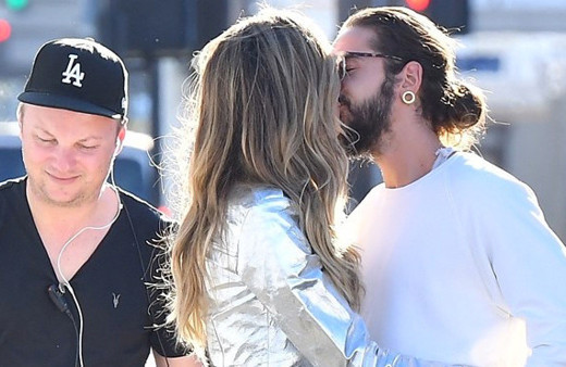 Heidi Klum’dan sevgilisine set arası aşk öpücüğü
