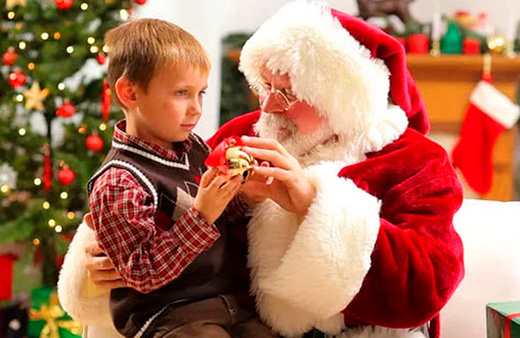 Noel baba yoktur dedi işinden oldu