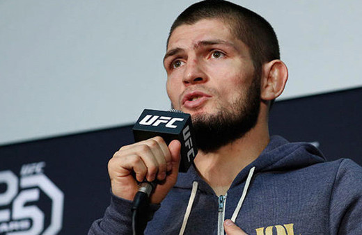 Khabib Nurmagomedov'dan kadın hayranının sorusuna olay cevap