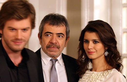 Aşk-ı Memnu'dan sonra bir bomba daha! Beren Saat'in partneri bakın kim oldu