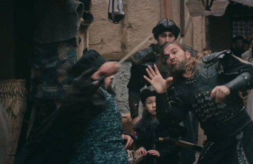 Ertuğrul Bey'e suikast girişimi sahnesi nefesleri kesti!