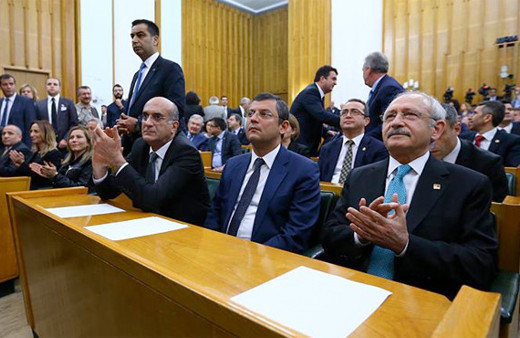 CHP yeni YDK görev dağılımı Bayraktutan başkan seçildi