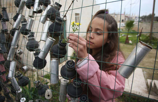 İsrail'de 'tehlikenin' adı 11 yaşındaki Cena! Bakın kimin kuzeni?