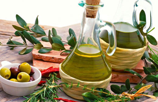 Zeytinyağı fiyatları üreticinin canını sıkıyor