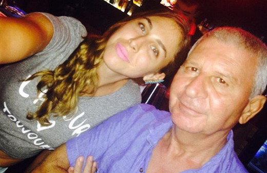 Ecem Karaağaç kimdir aslen nereli anne ve babası ayrı mı?