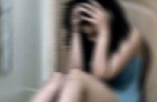 Asansörde bayıltıp evde tecavüz etti! Uyandığında çırılçıplaktı