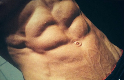 Ramazan Kalyoncu aslen nereli? Baklavalı vücut resimleri olay