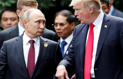 Vladimir Putin, Donald Trump ile görüştü!