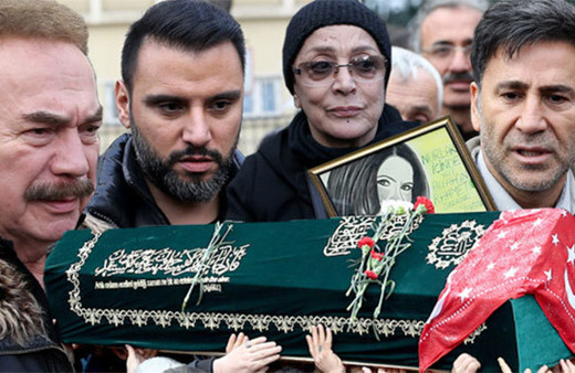 Nuray Hafiftaş son yolculuğuna uğurlandı!