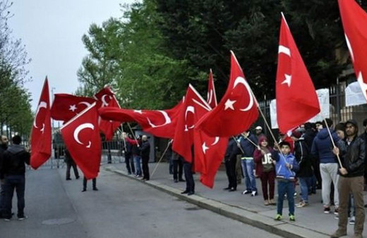 Türkler nöbet tutunca teröristler yaklaşamadı