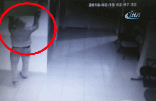 Sağlık Merkezi'nden televizyon çaldı  kameralara takıldı