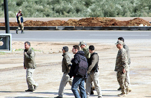  Hulusi Akar ve kuvvet komutanları sınırda!