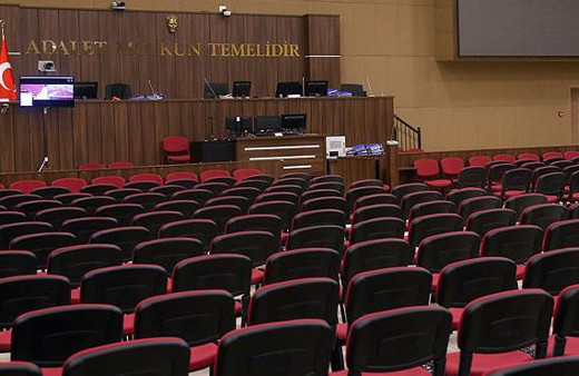 Darbeci albaydan 'polislere ateş edin' emri