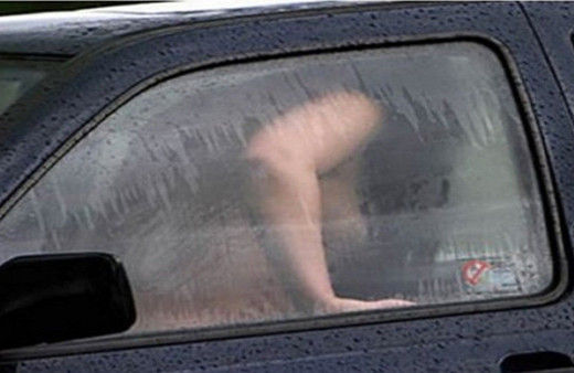  Arabada ilişkiye giren çiftin korkunç sonu!