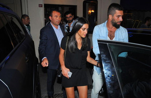 Arda Turan'ı kızdıran soru: Ayıp etmesinler