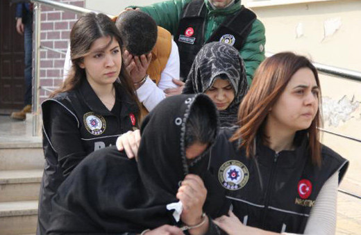 Bu kadarına da pes! Gelin-kaynana çete kurmuş