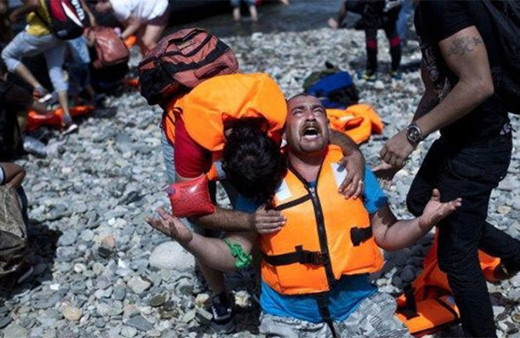 Kan donduran iddia: Suyun altında binlerce ceset var!