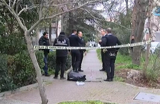 Ataköy'de sabah sporu yapan şahsa silahlı saldırı