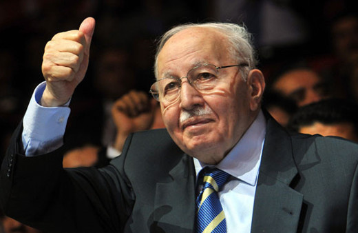 Erbakan Hoca mezarı başında anıldı!