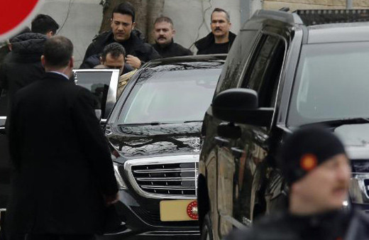 Minik kız için konvoyu durdurdu! Erdoğan'a sürpriz hediye