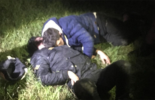 Ormanda mışıl mışıl uyurken yakalandılar!