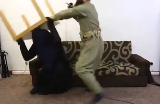 İngiltere bu görüntüyü konuşuyor!Cin çıkarma ayini