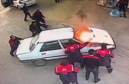 Benzin istasyonunda faciadan böyle dönüldü! 