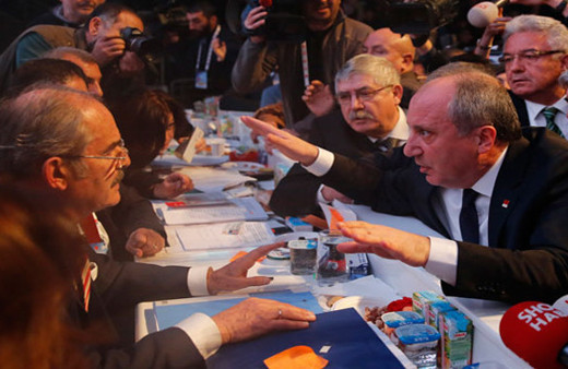 CHP 36. Olağan Kurultayı'nda Mükerrer imza tartışması olay yarattı