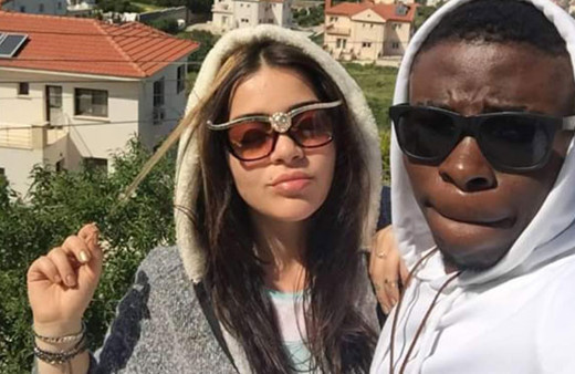 Başını taşla ezdikten sonra partide çılgınlar gibi eğlenmişler