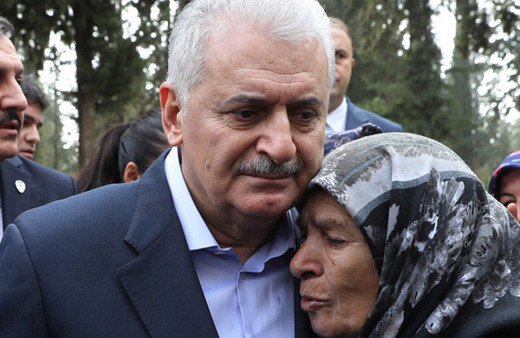 Şehit cenazesinde duygusal anlar